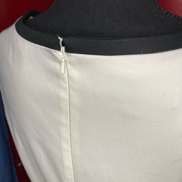 Anne Klein White Black Trimmed Fitted Dress - Picture 4 of 5